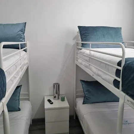 Mikaela Gasthof Odivelas (Lisbon)