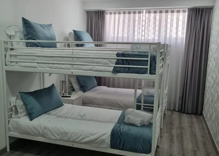 Mikaela Odivelas (Lisbon)